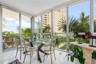 1331 Brickell Bay Dr, Miami, FL 33131 - Photo 2