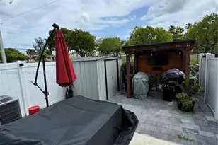 1009 NW 4th Ter, Florida City, FL 33034 - Photo 20