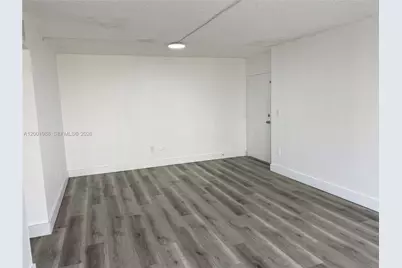 9320 Fontainebleau Blvd #301, Miami, FL 33172 - Photo 4