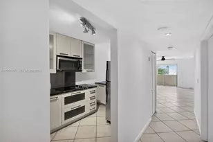 1250 Lincoln Rd, Miami Beach, FL 33139 - Photo 6
