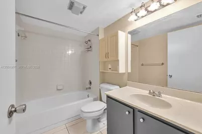 1200 SW 124th Ter #106O, Pembroke Pines, FL 33027 - Photo 34