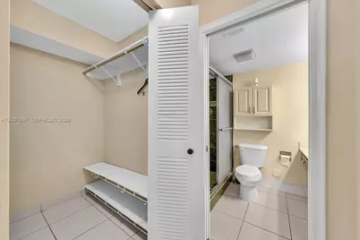 1200 SW 124th Ter #106O, Pembroke Pines, FL 33027 - Photo 26