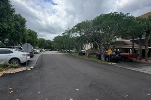 671 NE 195th St, Miami, FL 33179 - Photo 36