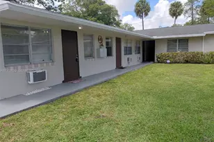 1433 SW 24th Ct, Fort Lauderdale, FL 33315 - Photo 2