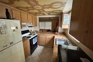 1540 NW 98th Terrace, Pembroke Pines, FL 33024 - Photo 14