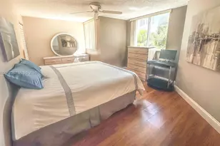 18000 N Bay Rd, Sunny Isles Beach, FL 33160 - Photo 20