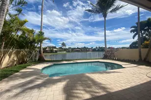 2486 Bay Isle Dr, Weston, FL 33327 - Photo 1
