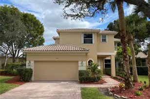 2486 Bay Isle Dr, Weston, FL 33327 - Photo 2