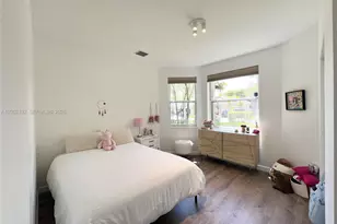 2486 Bay Isle Dr, Weston, FL 33327 - Photo 24