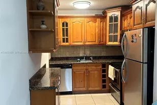 13250 SW 7th Ct, Pembroke Pines, FL 33027 - Photo 2