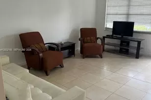 13250 SW 7th Ct, Pembroke Pines, FL 33027 - Photo 6