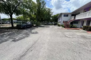 245 NE 191st St, Miami, FL 33179 - Photo 26