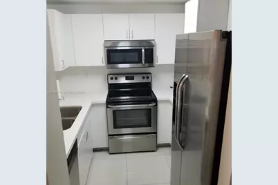 185 SE 14th Ter #913, Miami, FL 33131 - Photo 6