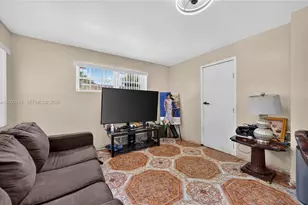 1936 Washington St, Hollywood, FL 33020 - Photo 8