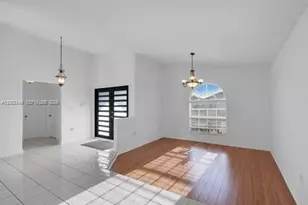 7503 W 34th Ln, Hialeah, FL 33018 - Photo 10