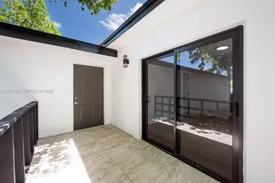 1385 NW 28th St, Miami, FL 33142 - Photo 24