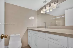 18041 Biscayne Blvd, Aventura, FL 33160 - Photo 14