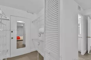 18041 Biscayne Blvd, Aventura, FL 33160 - Photo 16