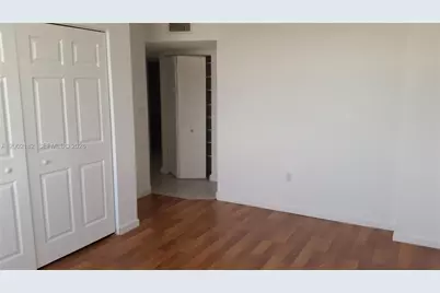 2750 NE 183rd St #1504, Aventura, FL 33160 - Photo 2