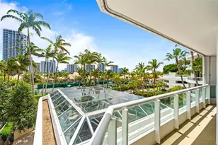 21050 Point Pl, Aventura, FL 33180 - Photo 36