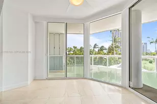 21050 Point Pl, Aventura, FL 33180 - Photo 10