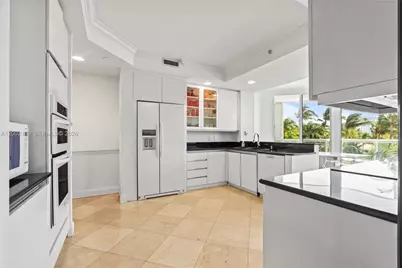 21050 Point Pl #403, Aventura, FL 33180 - Photo 16