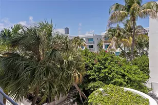 110 Washington Ave, Miami Beach, FL 33139 - Photo 48