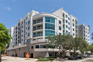 110 Washington Ave, Miami Beach, FL 33139 - Photo 2