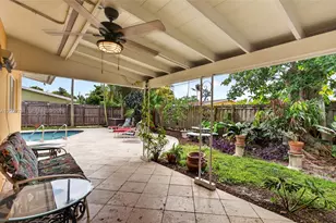 408 NW 21st St, Wilton Manors, FL 33311 - Photo 2
