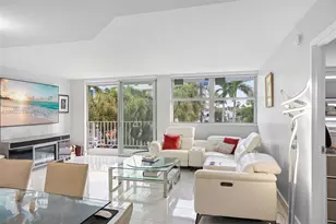 16546 NE 26th Ave, North Miami Beach, FL 33160 - Photo 8