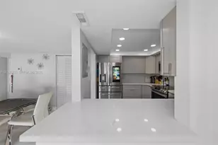 16546 NE 26th Ave, North Miami Beach, FL 33160 - Photo 16