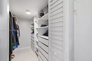 16546 NE 26th Ave, North Miami Beach, FL 33160 - Photo 22