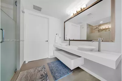 92 SW 3rd St #902, Miami, FL 33130 - Photo 22
