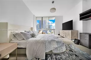 92 SW 3rd St, Miami, FL 33130 - Photo 14