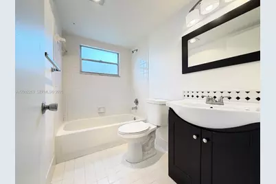 251 SW 134 Wy #210M, Pembroke Pines, FL 33027 - Photo 10