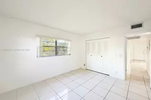 251 SW 134th Way, Pembroke Pines, FL 33027 - Photo 12