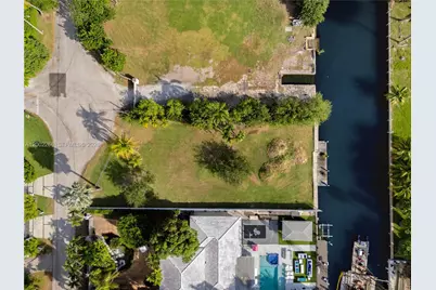 1110 NE 84th St, Miami, FL 33138 - Photo 16