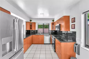 10615 SW 129th Ct, Miami, FL 33186 - Photo 12
