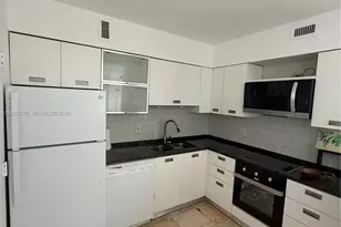 5700 Collins Ave, Miami Beach, FL 33140 - Photo 24