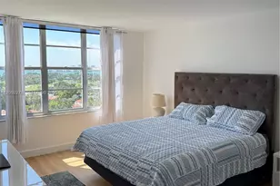 5700 Collins Ave, Miami Beach, FL 33140 - Photo 8
