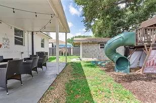 3249 NW 51st St, Miami, FL 33142 - Photo 20