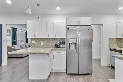 3249 NW 51st St, Miami, FL 33142 - Photo 4