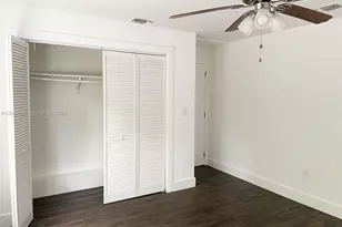 471 NW 32nd Ct, Miami, FL 33125 - Photo 6