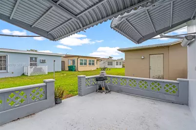 7505 NW 58th St, Tamarac, FL 33321 - Photo 24