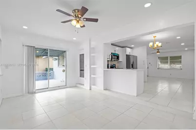 7505 NW 58th St, Tamarac, FL 33321 - Photo 14