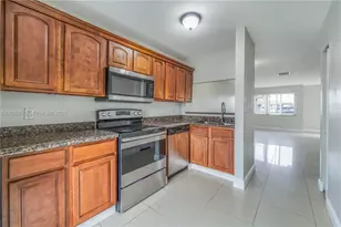 11310 SW 189th St, Miami, FL 33157 - Photo 2