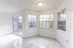 7876 NW 189th St, Hialeah, FL 33015 - Photo 10