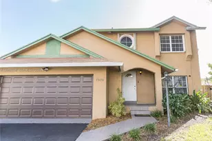 7876 NW 189th St, Hialeah, FL 33015 - Photo 1