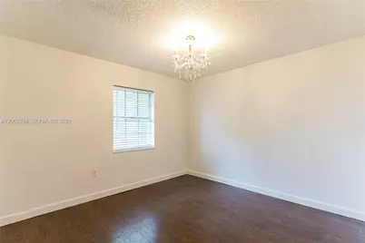 7876 NW 189th St, Hialeah, FL 33015 - Photo 14
