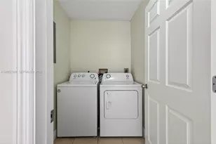 4025 W McNab Rd, Pompano Beach, FL 33069 - Photo 8